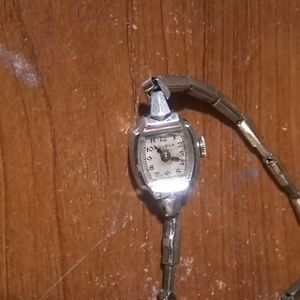 1937 Bulova 10k gold filled ladies watch